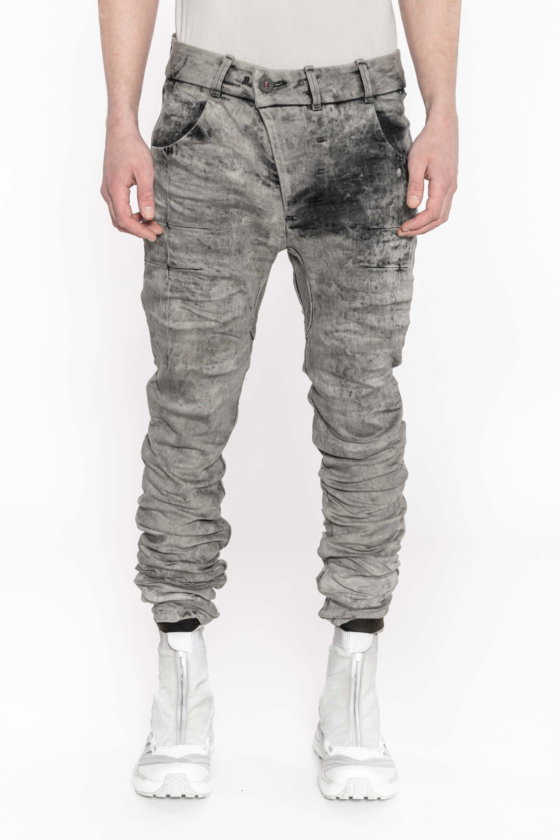 11 BY BORIS BIDJAN SABERI ジョガーパンツ P13 Boris Bidjan Saberi P13 Pants Punk Grey | XL | 0192.4